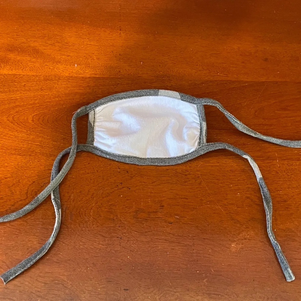 NWOT Childs Adjustable Camouflage Camo Cloth Fabric Mask